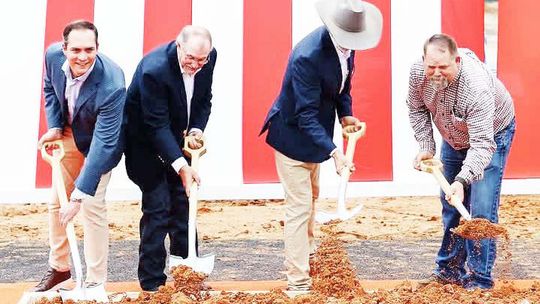 CyrusOne Breaks Ground in Freestone County