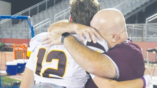 Eagles Fall to Yoakum 36-29 in Area Championship