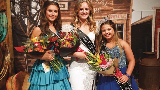 Grant Crowned Miss Freestone County