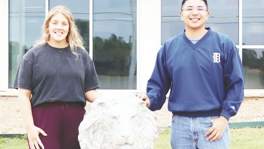 Smith, Hernandez-Morales Named THS Valedictorian, Salutatorian