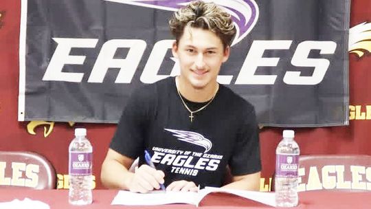 Solis Signs with University of the Ozarks in Arkansas