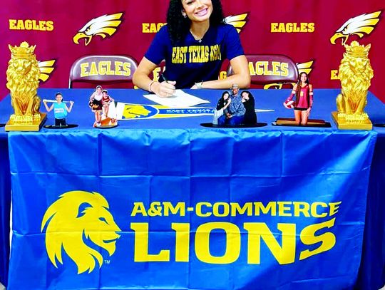 Brackens Signs with East Texas A&M Commerce