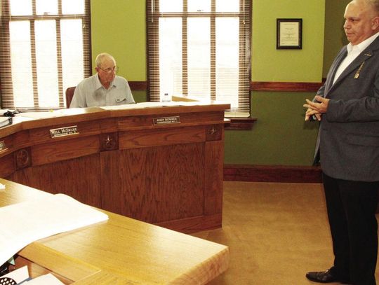 Commissioners hear complaint about drag races near Cotton Gin