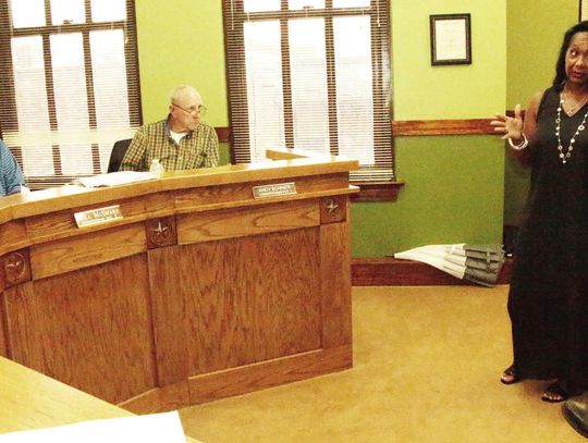 County says it cannot re-open road for landlocked landowner