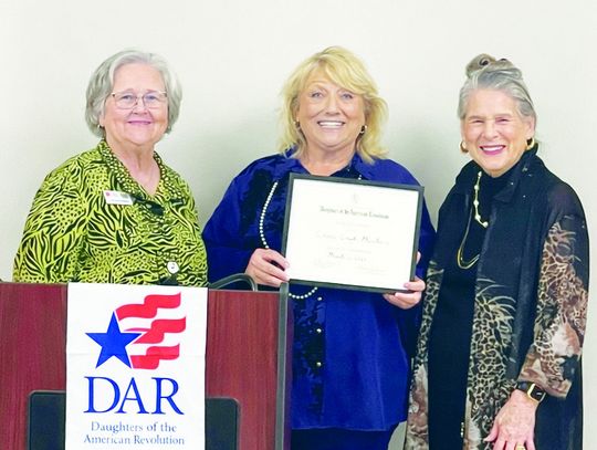 DAR Honors Cross Creek Meadows with Community Service Award