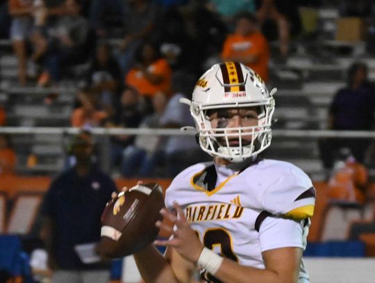 Eagles Defeat Lions 44-6 in District Opener