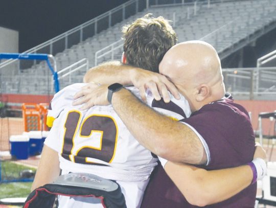 Eagles Fall to Yoakum 36-29 in Area Championship