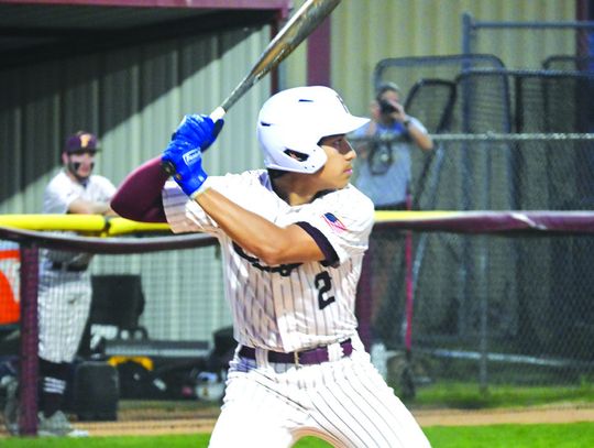 Gustavo Aguilera waits for the perfect pitch for the Eagles. Photo by Mitchell Pate/Fairfield Recorder