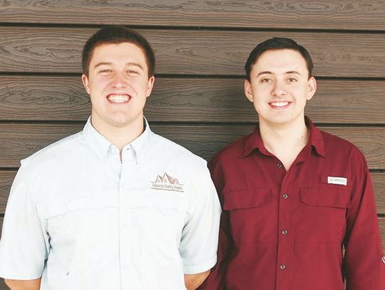 Edwards, Phillips Named FHS Valedictorian, Salutatorian
