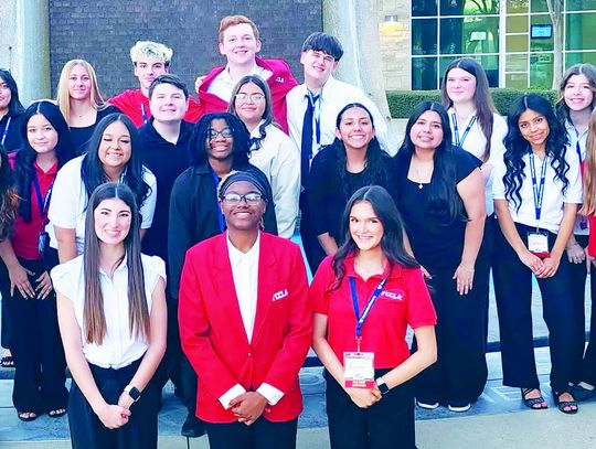 Fairfield FCCLA Brings Home 24 Medals; Eight Students Advance to State