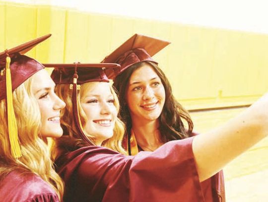 FHS Honors 121 Graduates
