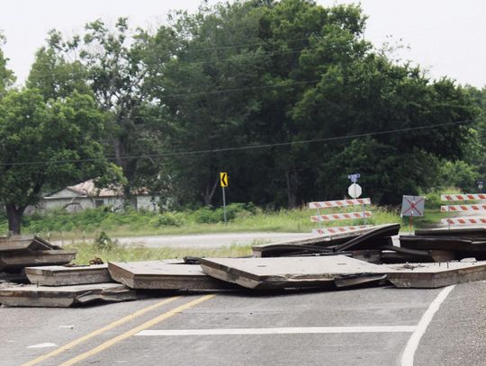 FM 80 in Teague closed due to needed railroad repairs