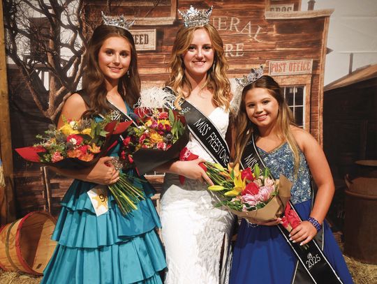 Grant Crowned Miss Freestone County
