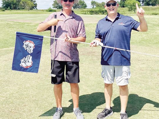 Dr. Darryl White, right, carded a hole-in-one on Tri-County Golf Club at the Vineyards’ No. 4. He used a 9 iron from 128 yards. With White is Scott Carmack. Courtesy Photo