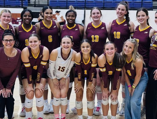 Lady Eagles 12-0 in District Play, Ready for Playoffs