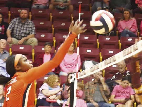 Lady Lions go 1-1 on the week