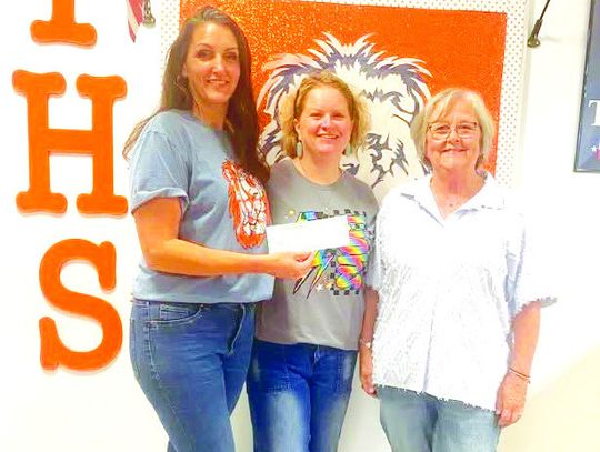 Linscomb Recieves DAR Grant