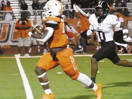 Lions defeat Mexia for second straight win