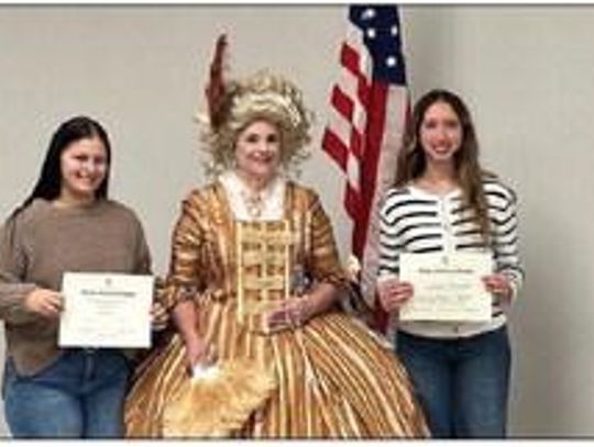 NSDAR presents awards to students
