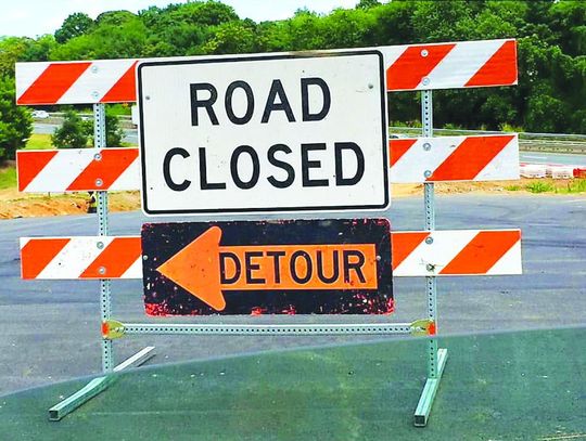 Road closure on FM 80