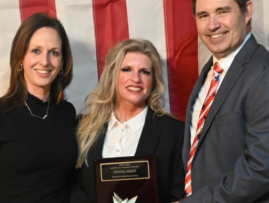 Shaw Named FES Teacher of the Year