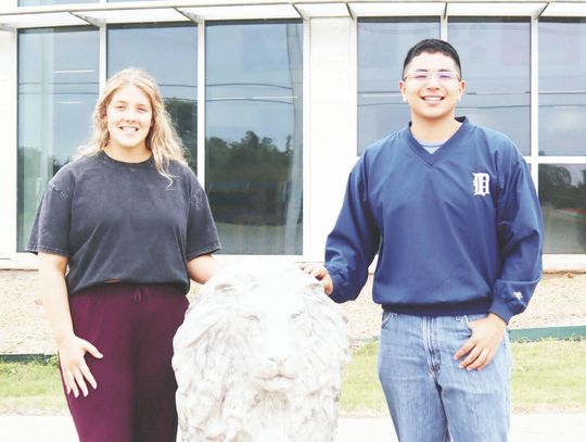 Smith, Hernandez-Morales Named THS Valedictorian, Salutatorian
