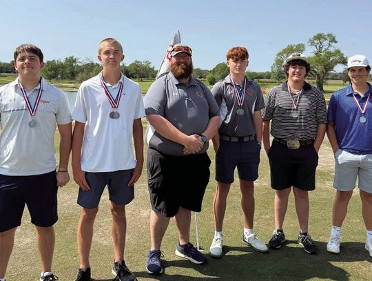 Landon Evans, Carter Stacks, Coach Josh Ingram, Grayson Dancer, Jay Craddick, and Dylan Gauntt placed second as a team at district to advance to Regionals. Courtesy Photo