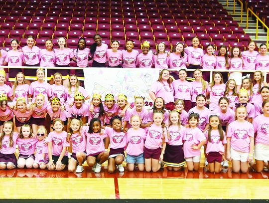 The Fairfield Cheerleaders held a cheer camp for 3rd grader - junior high cheerleaders, June 17-20. Photo by Mitchell Pate/Fairfield Recorder