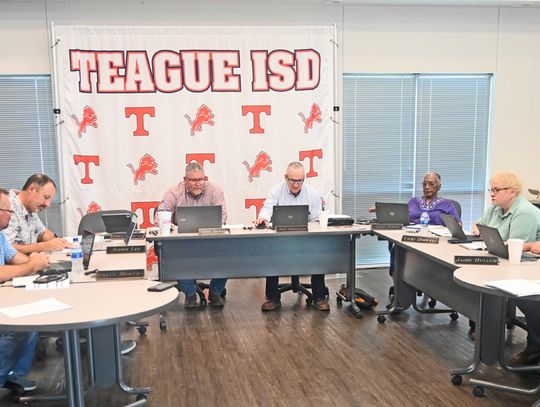 TISD Moves Graduation to Thursday Night in 2027