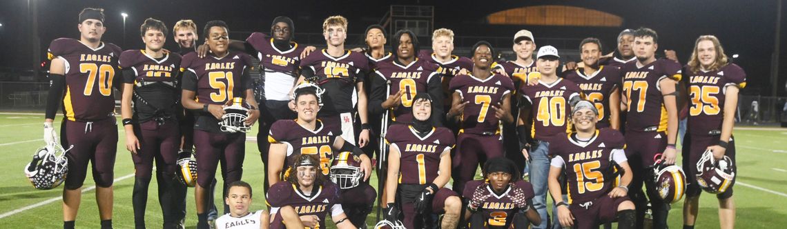 Eagles 10-0; Ready for Playoffs Eagles 10-0; Ready for Playoffs