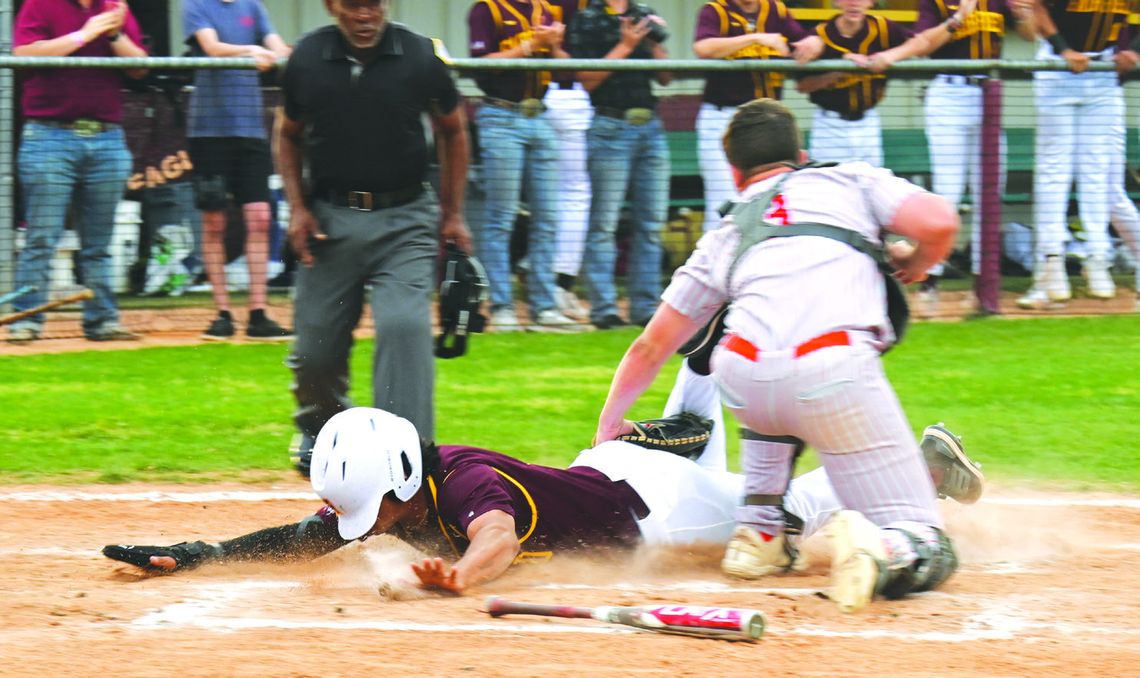Eagles claim district title