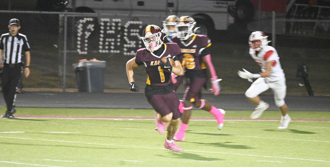 Eagles Shut Out Huntington 52-0 Eagles Shut Out Huntington 52-0