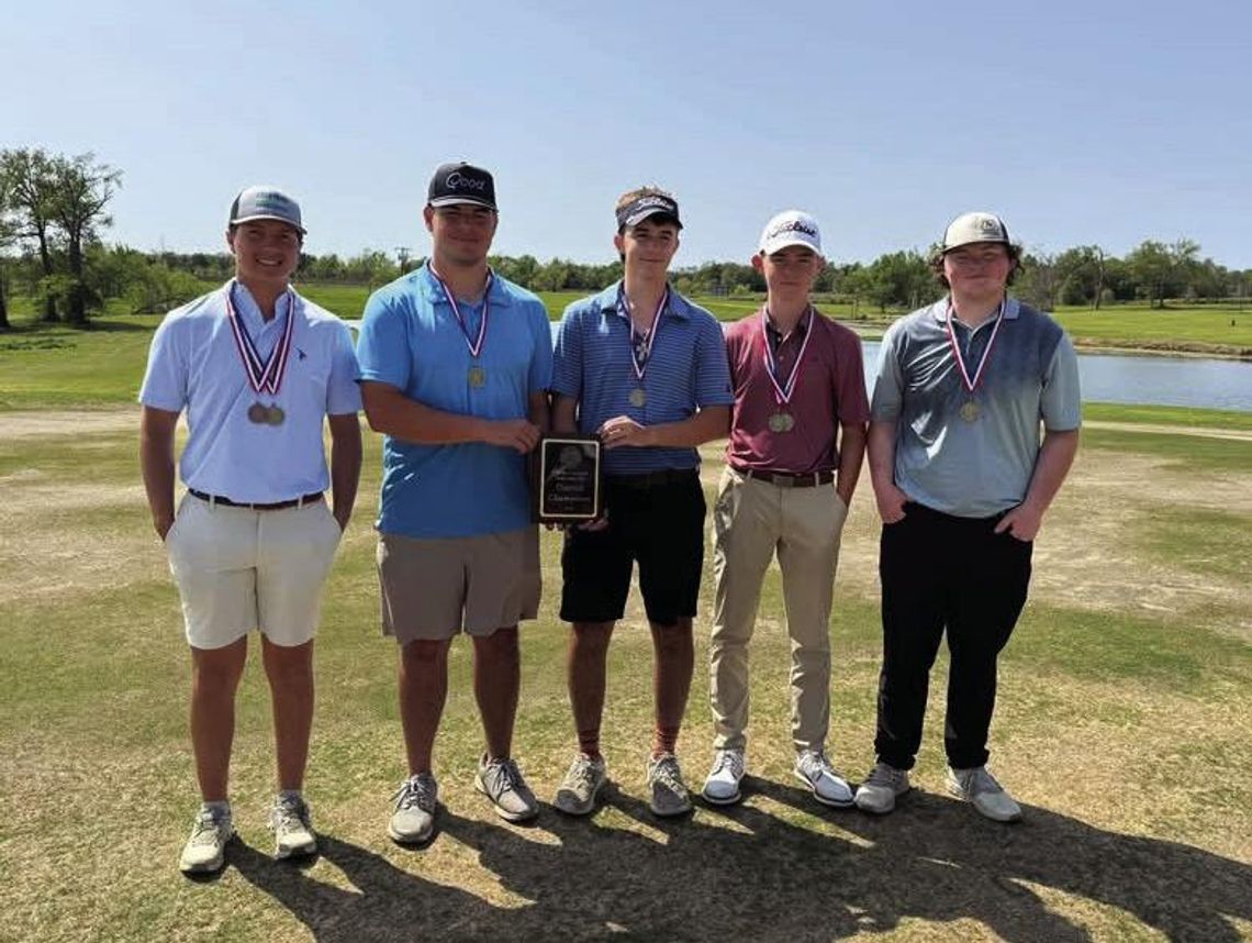 Fairfield golfers advance to Regionals