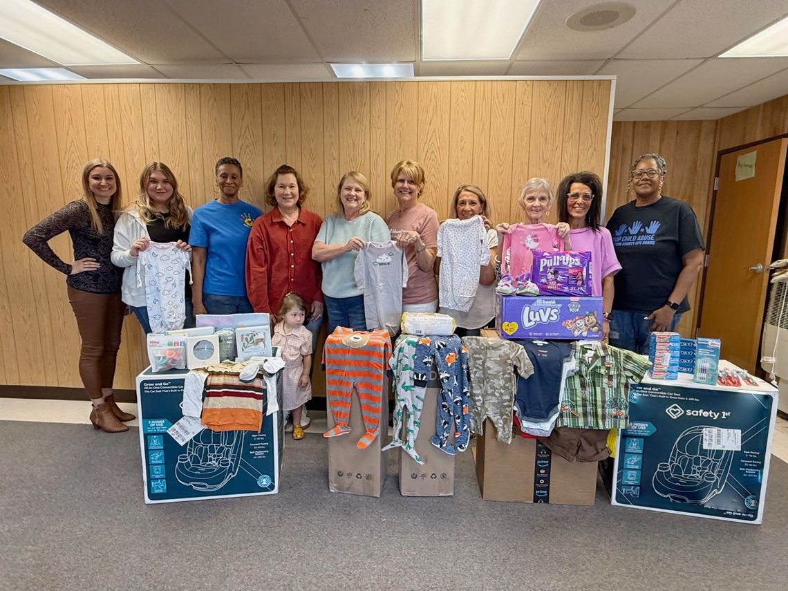 Fairfield History Club Helps Furnish Rainbow Room