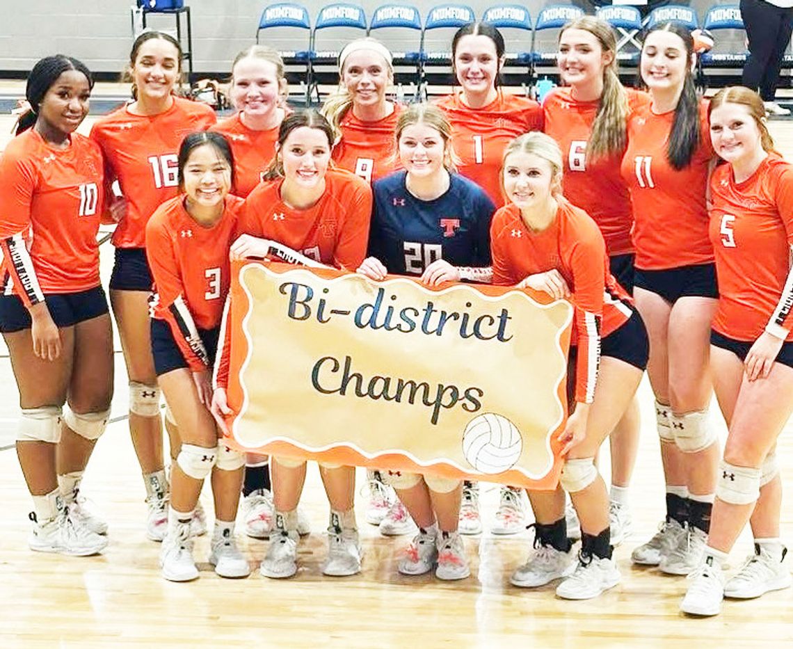 Lady Lions Defeat Thrall in Bi-District Lady Lions Defeat Thrall in Bi-District