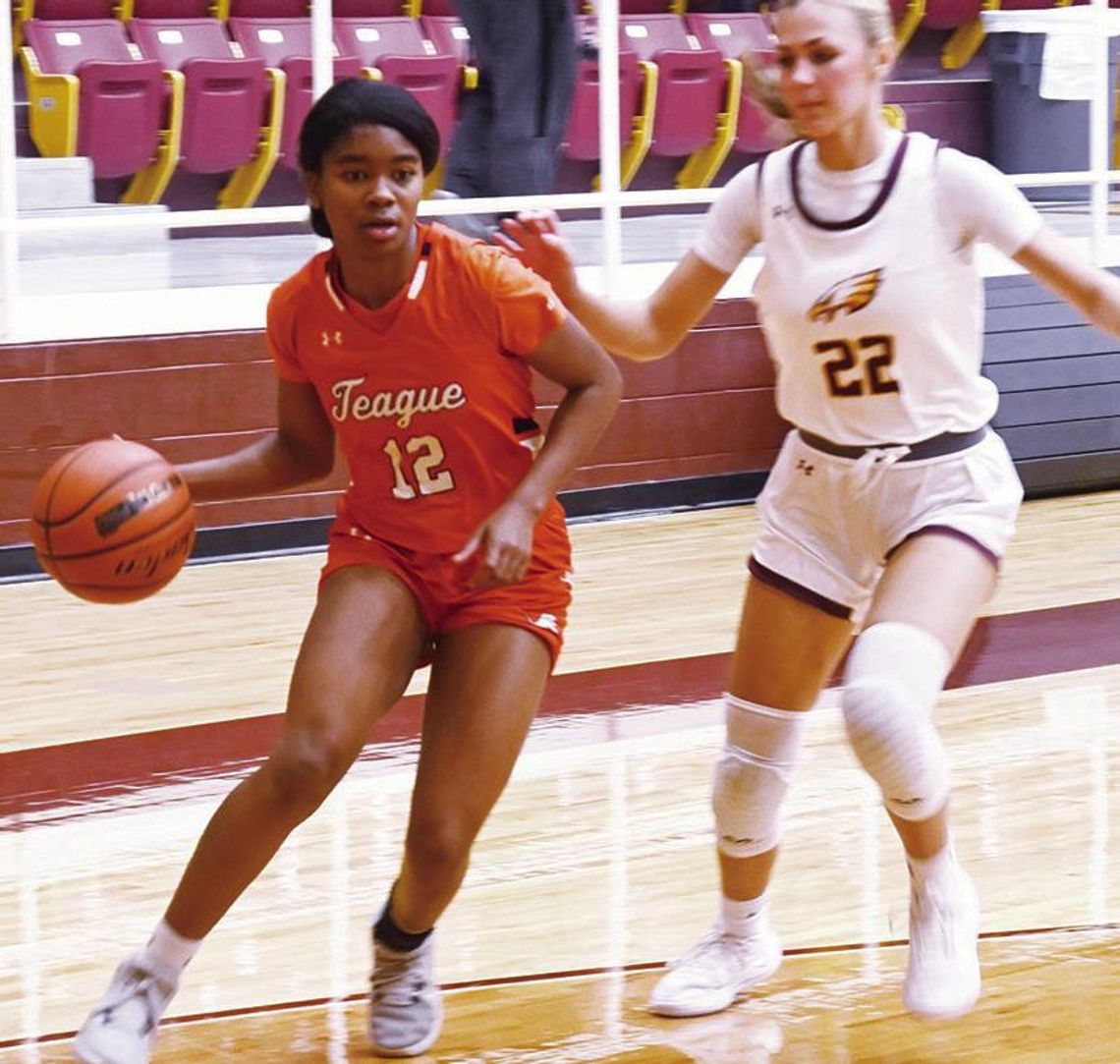 Lady Lions fall to Fairfield in district opener