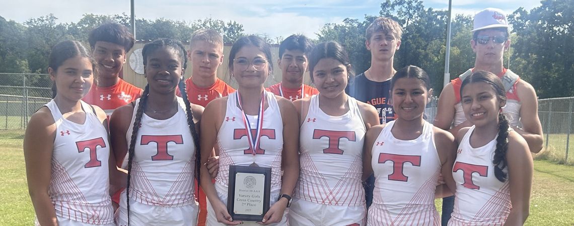 Lady Lions, Lions Advance to Regionals