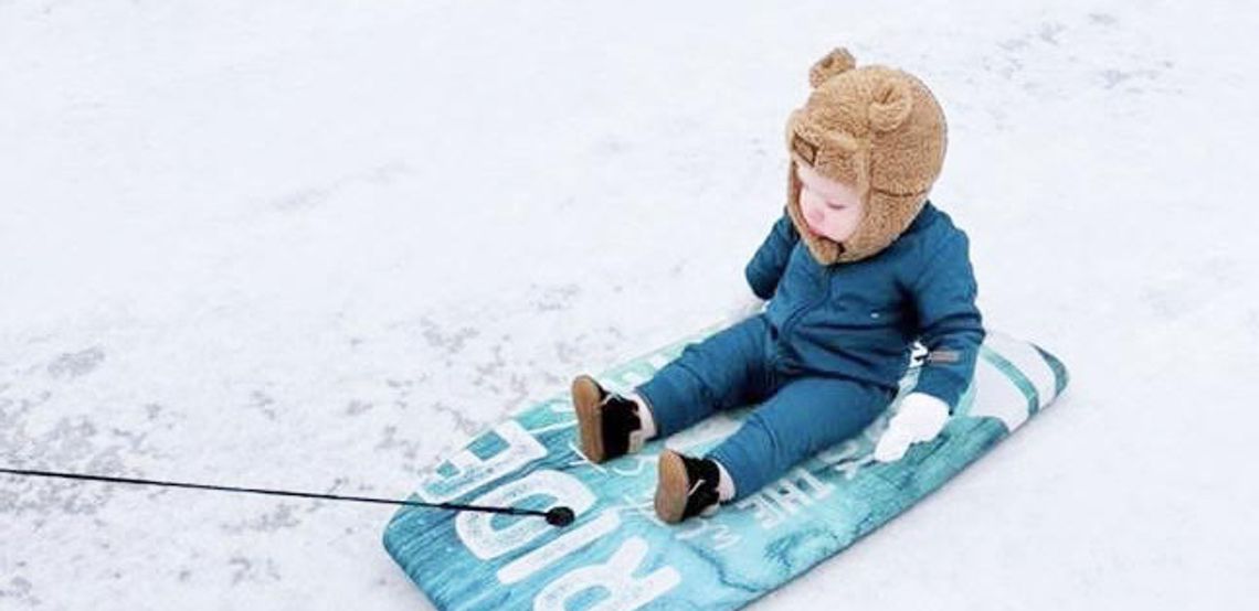 Locals Chill Out With Ice Fun