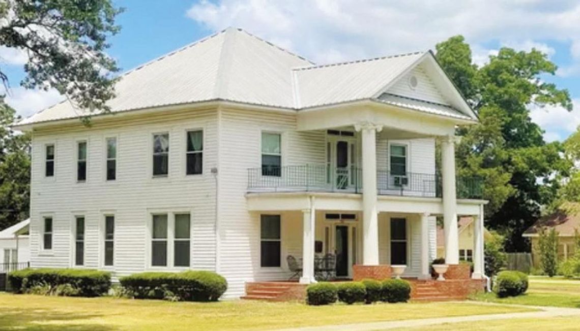 McMichael House on Tour of Homes