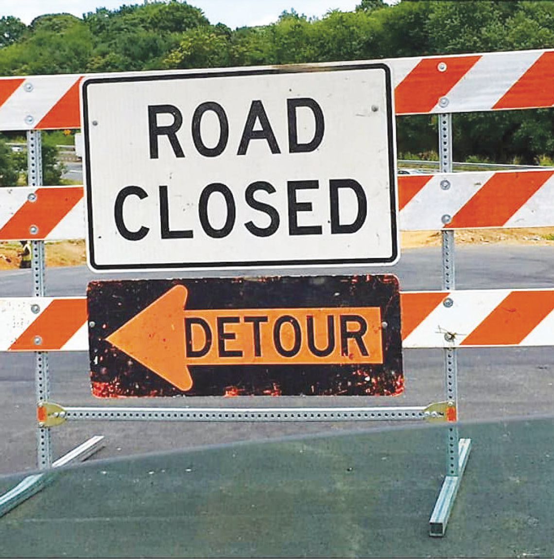 Road closure on FM 80