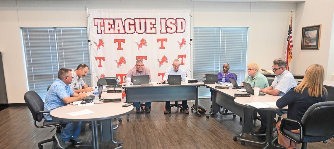 TISD Moves Graduation to Thursday Night in 2027