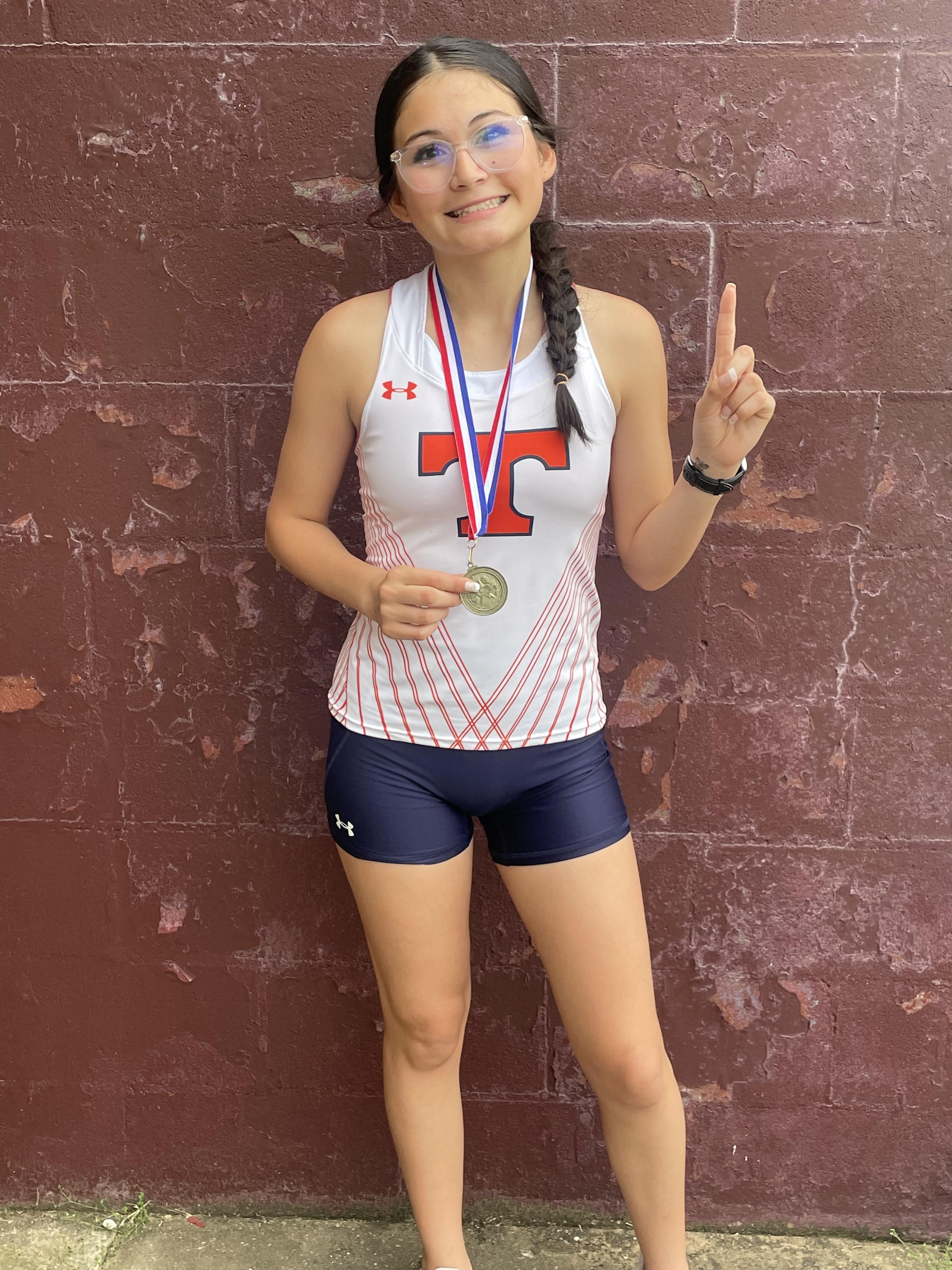 sp_ladylionstrack-2.jpeg (3024×4032)
